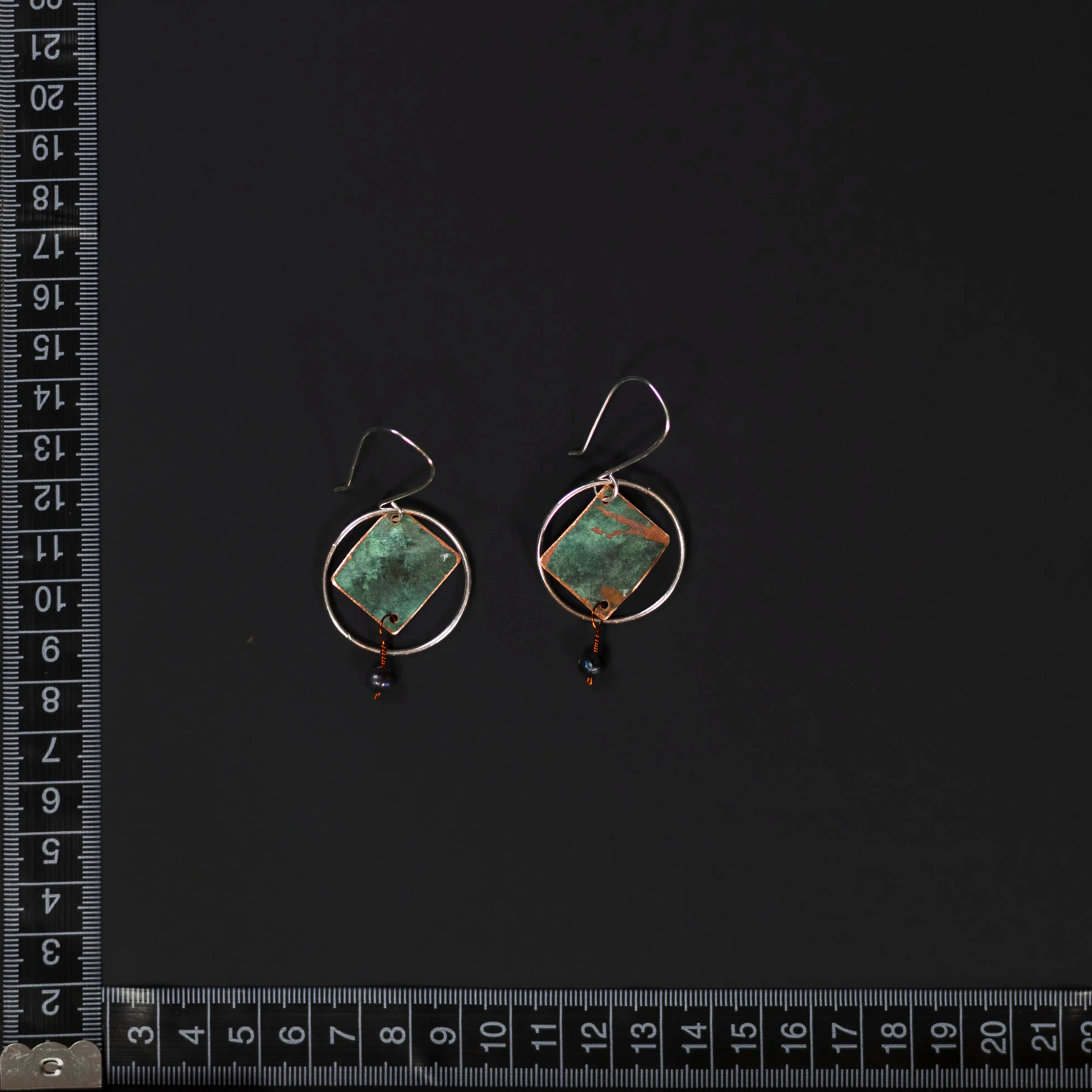 You'll Like Tacoma - Square & Circle with Hanging Black Pearl Earrings