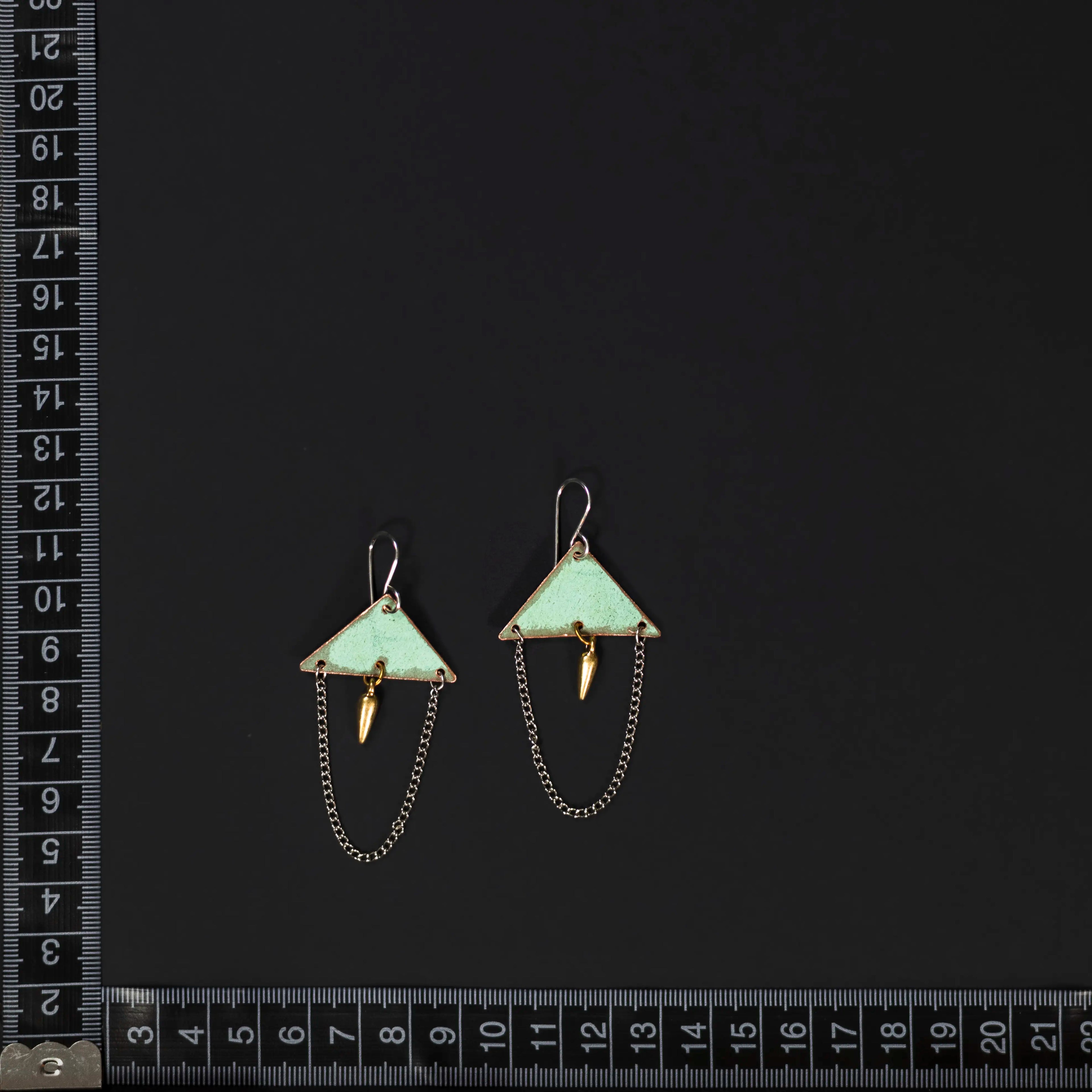 You'll Like Tacoma - Triangle Chain Hanger Earrings