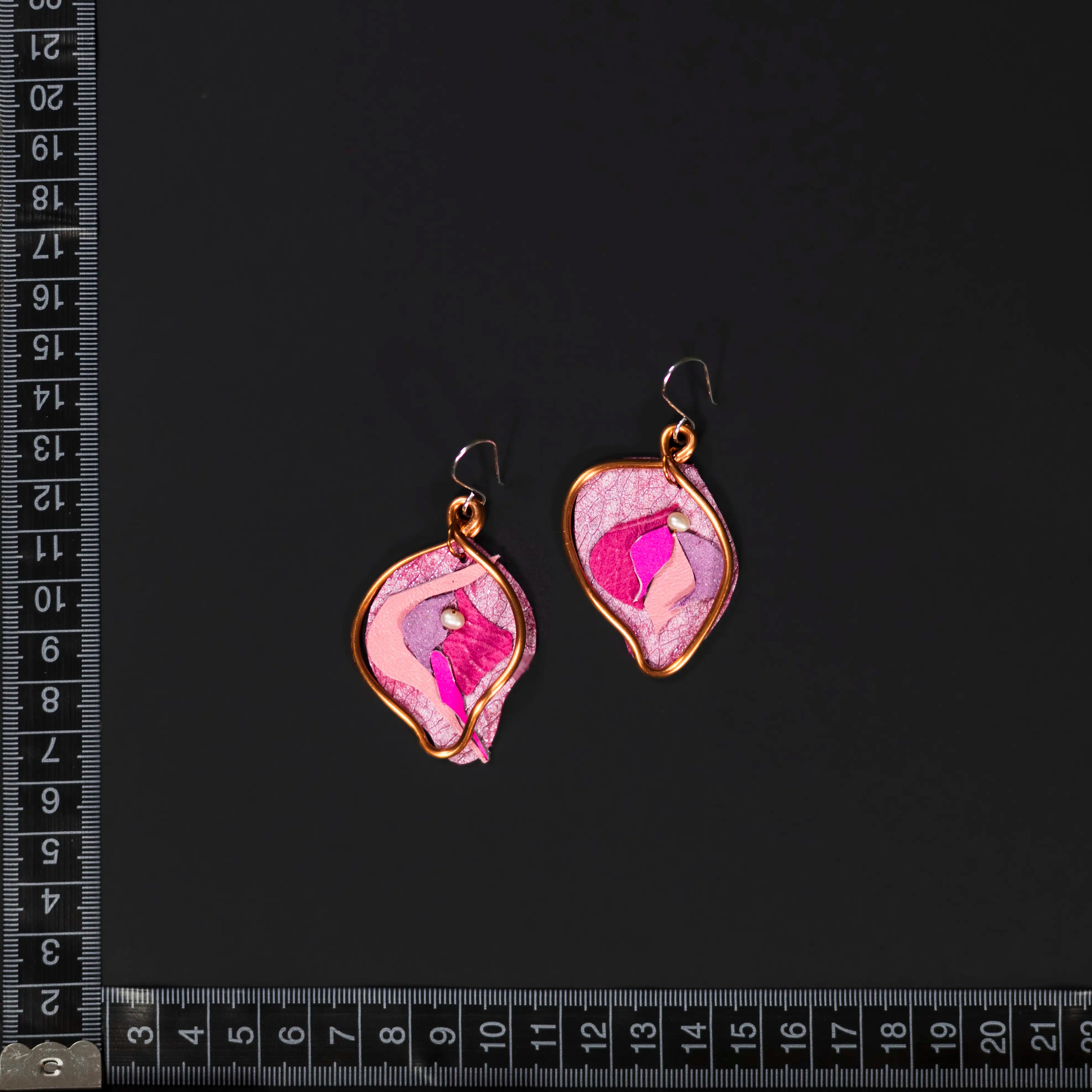 Viva La Vulva - Medium Sparkly Pink Leather Earrings