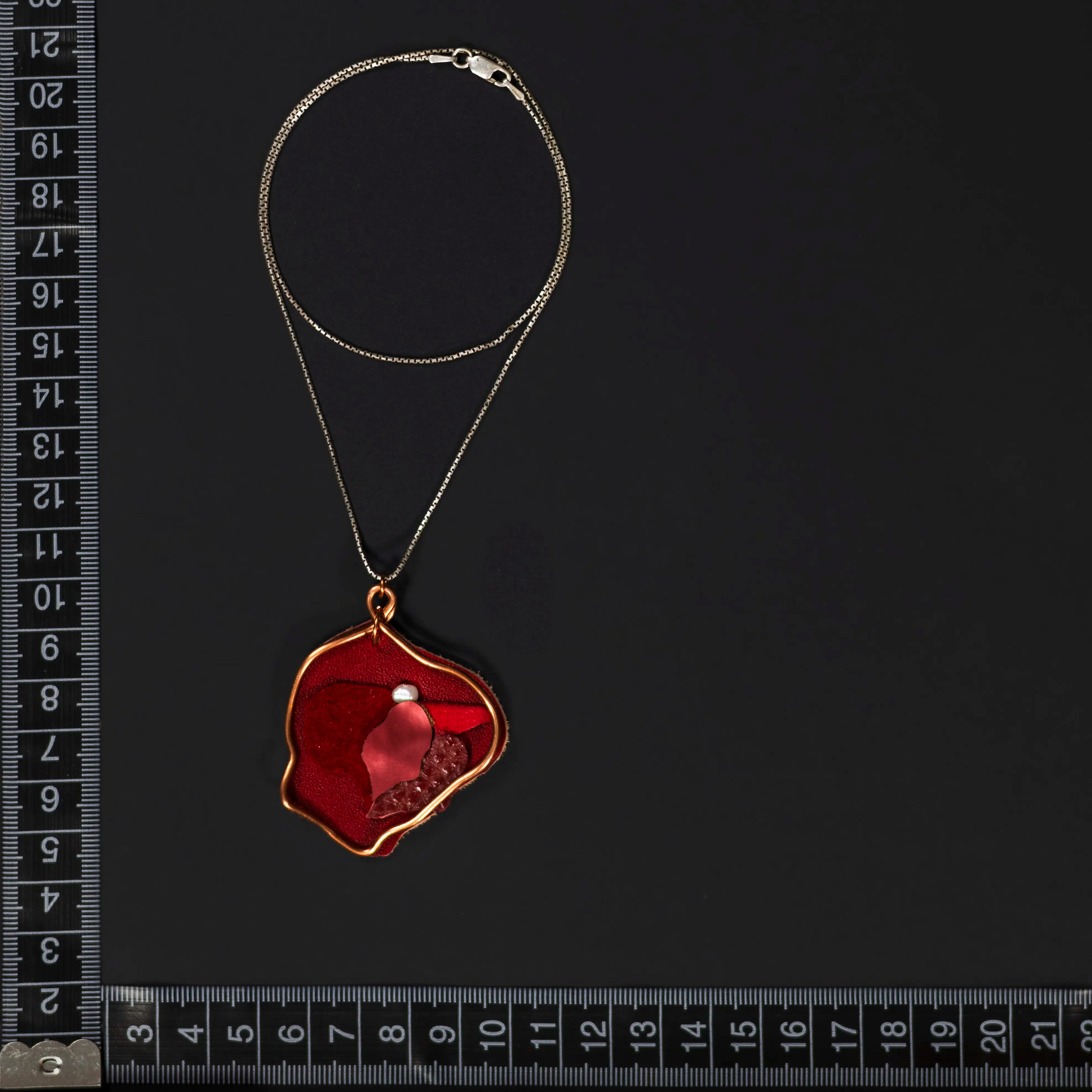 Viva La Vulva - Medium Red Vulva Leather Necklace