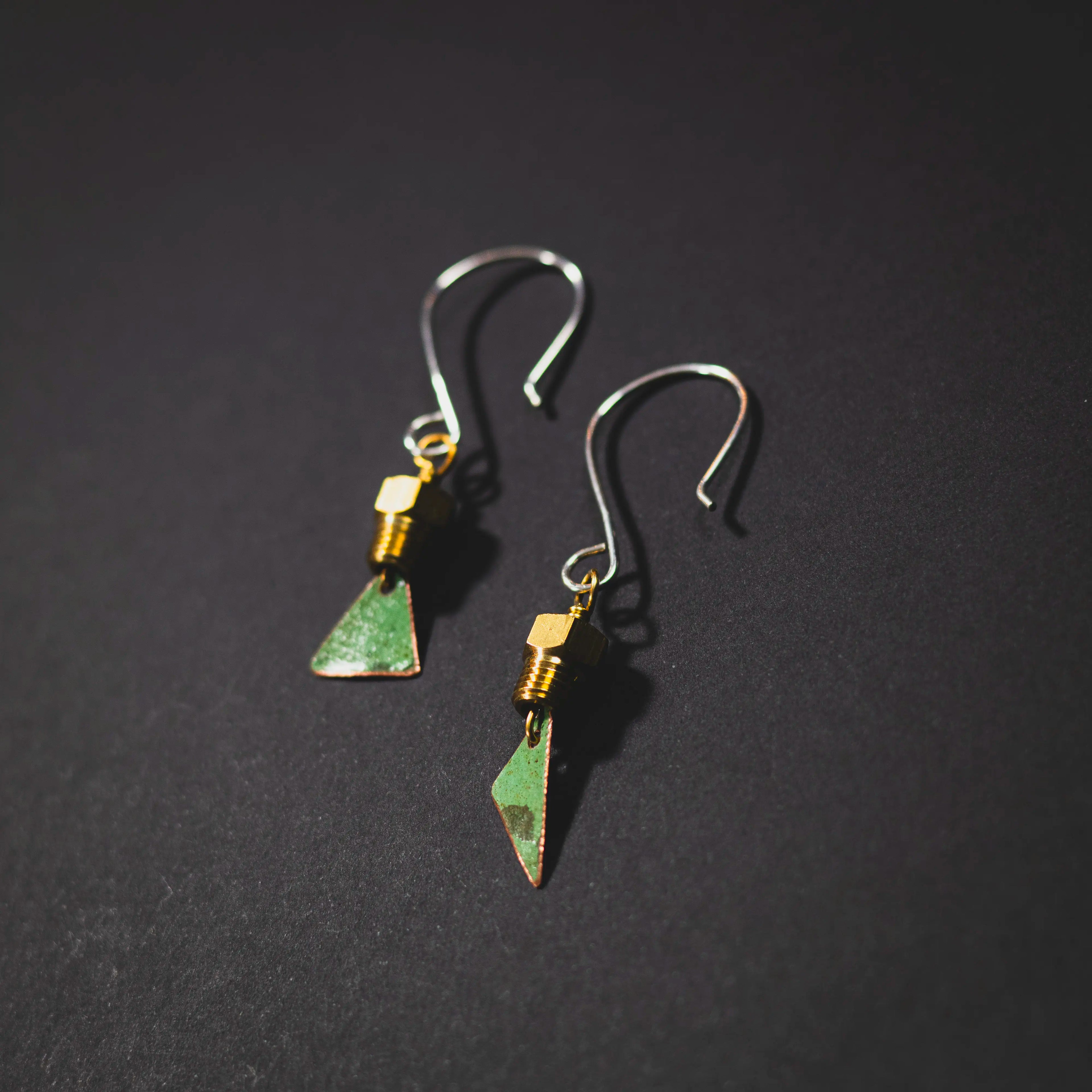You'll Like Tacoma - Screw & Tiny Triangle Earrings