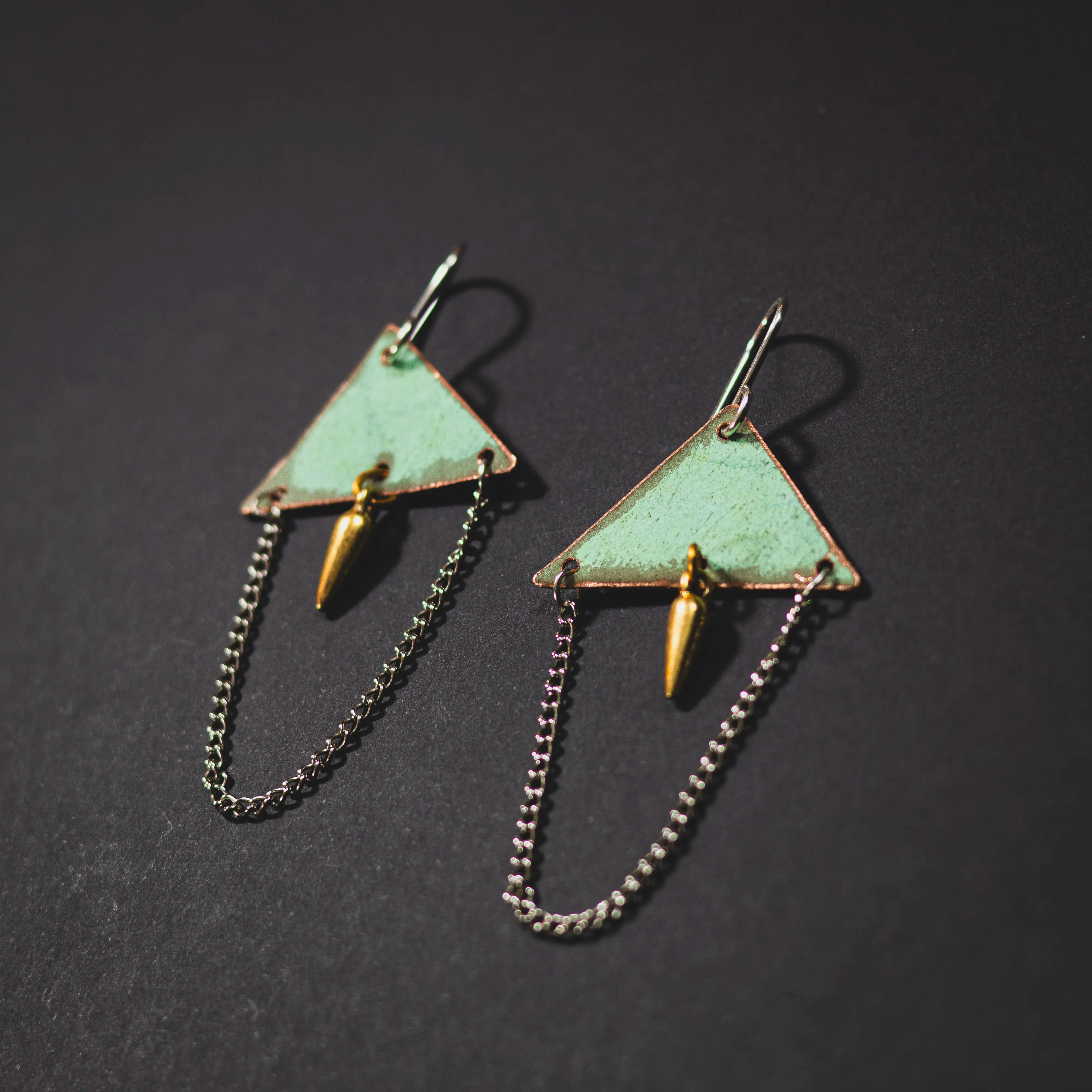 You'll Like Tacoma - Triangle Chain Hanger Earrings