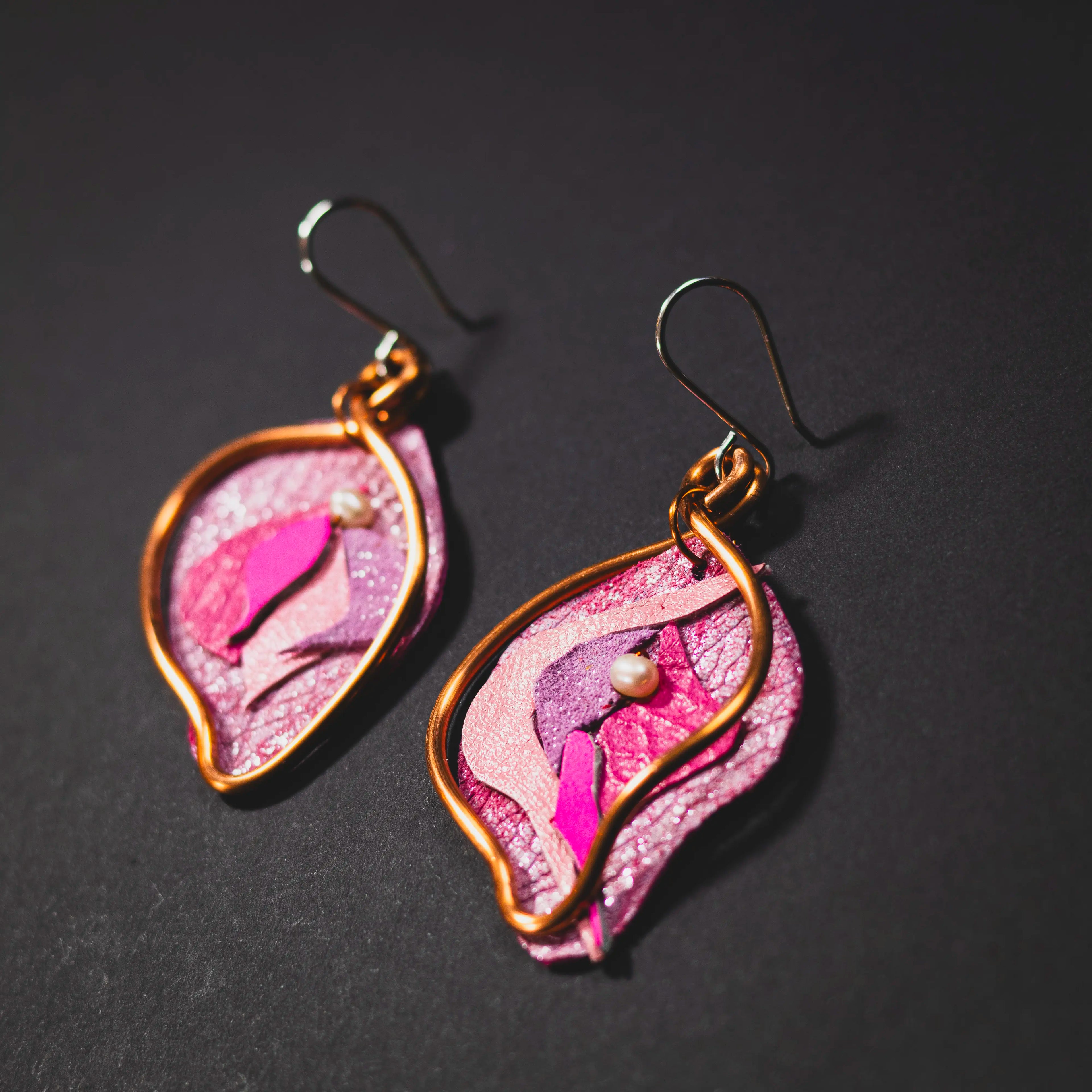 Viva La Vulva - Medium Sparkly Pink Leather Earrings