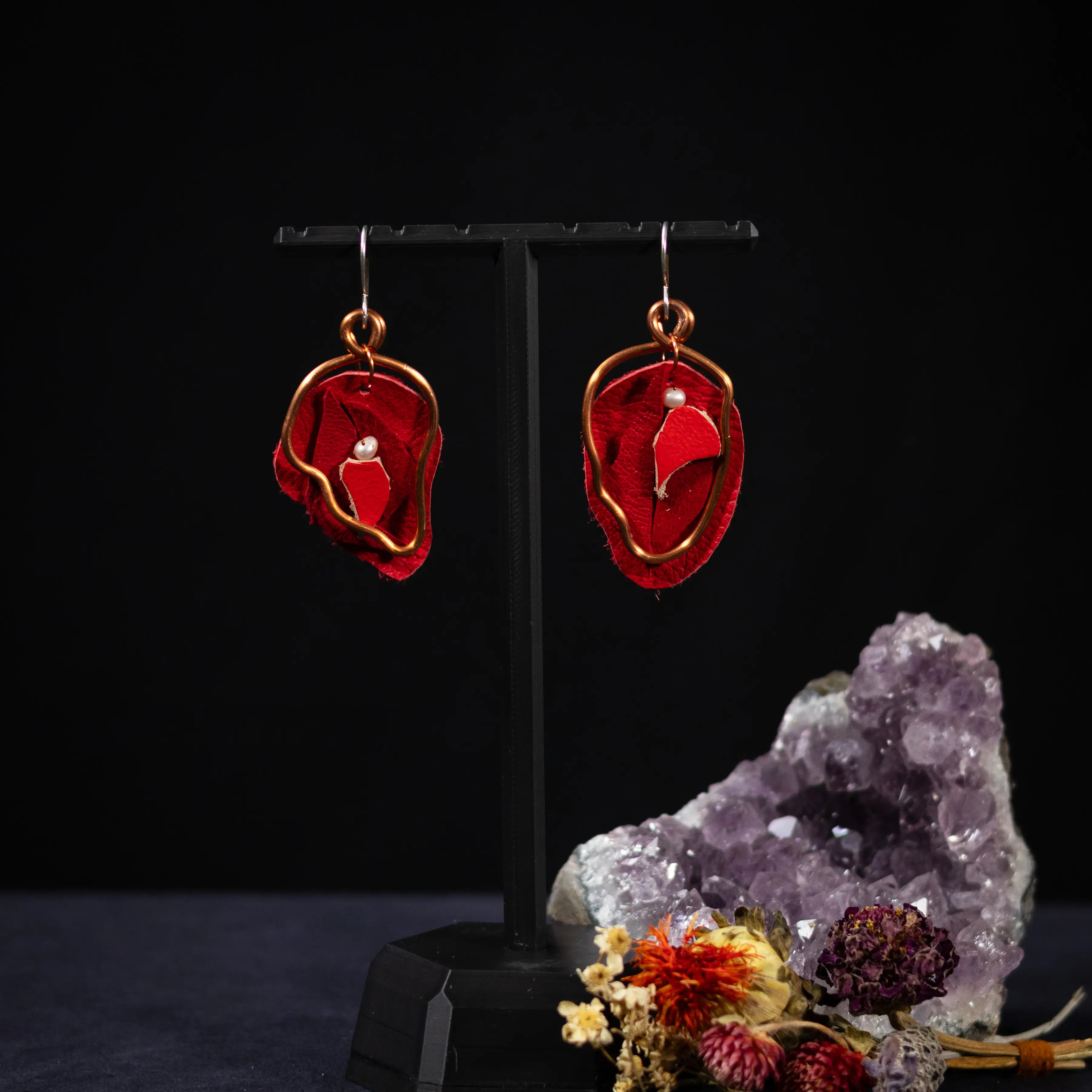 Viva La Vulva - Medium Bright Red Leather Earrings