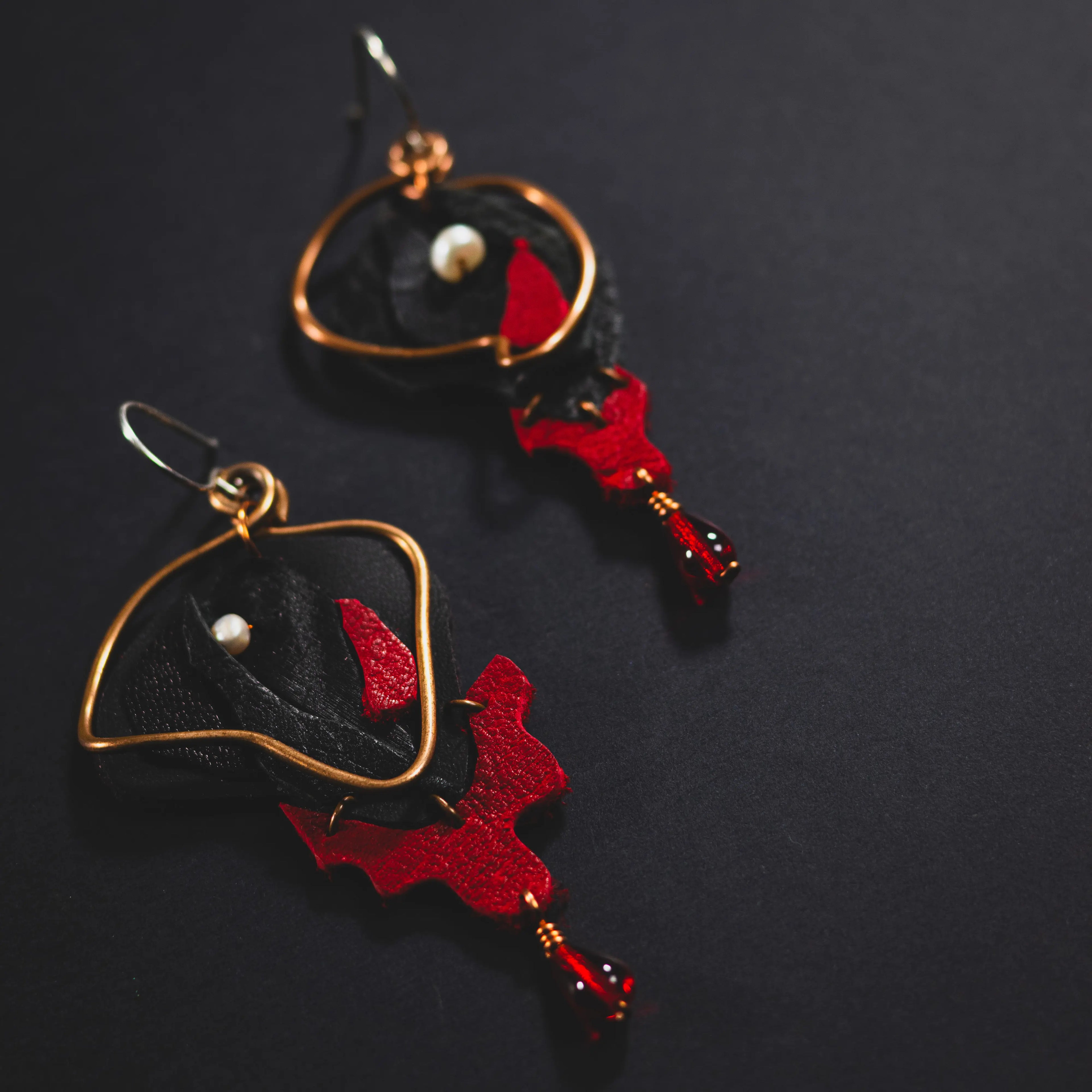 Viva La Vulva - Medium Black & Red Bloody Drip w/ Beads