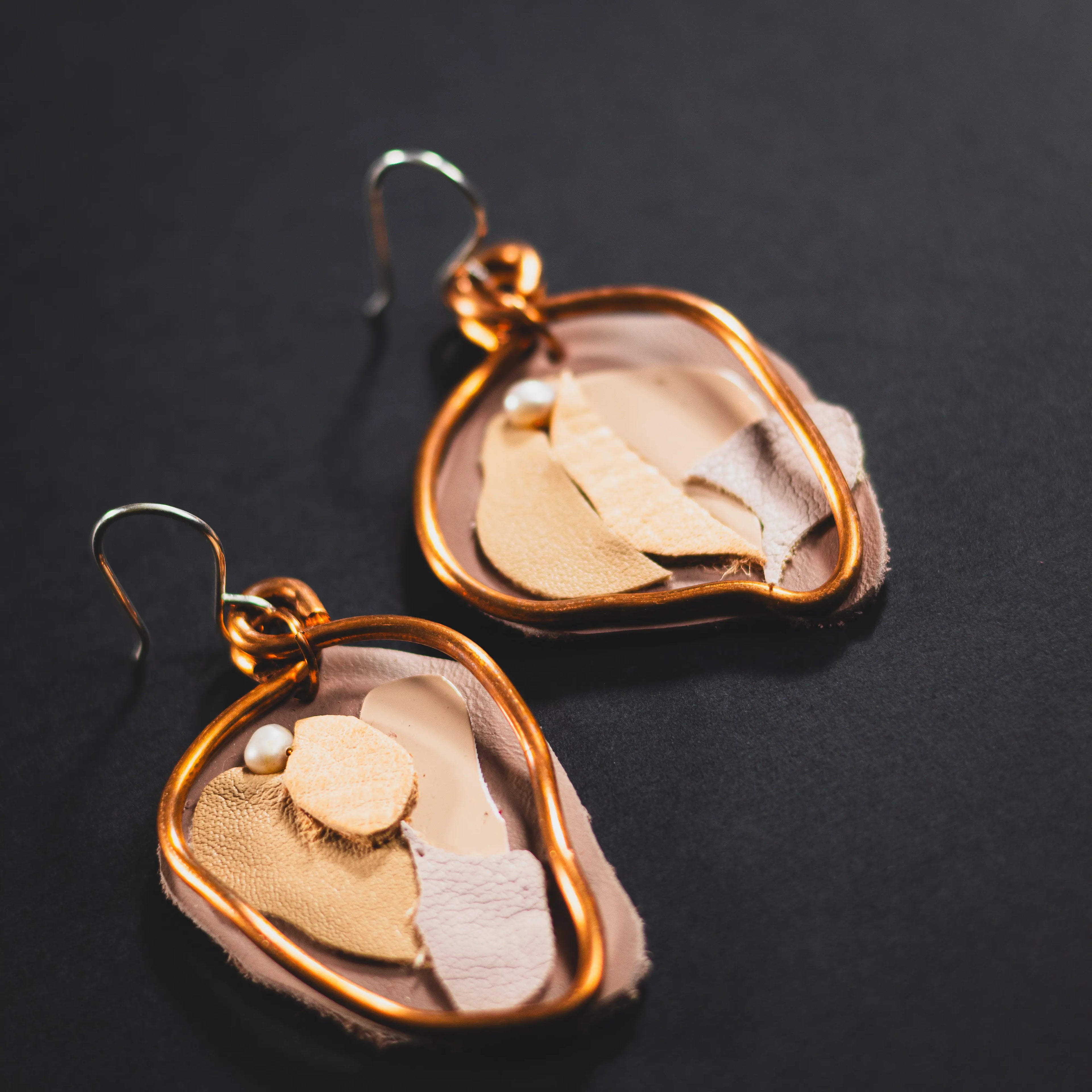Viva La Vulva - Medium Nude Leather Earrings